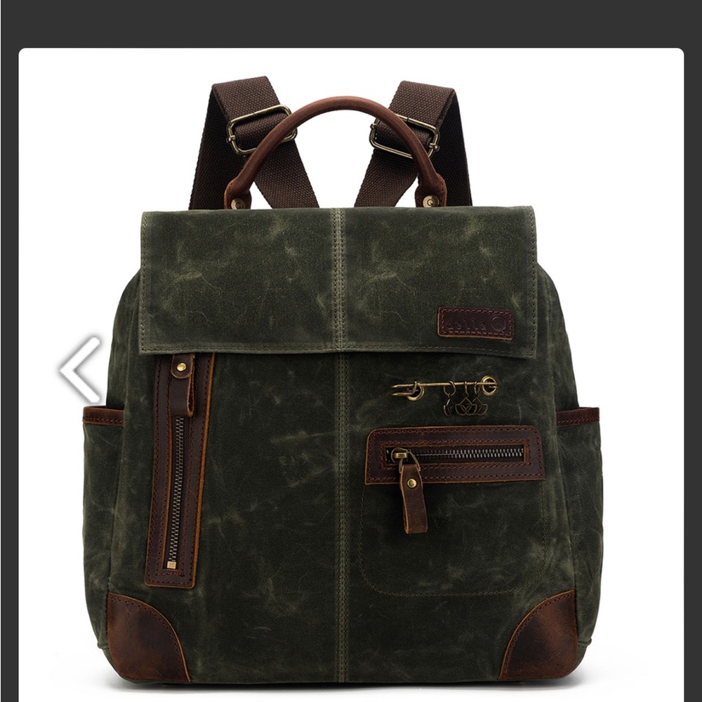New! Delia Q MIDI Maker’s Backpack with Adjustable Straps